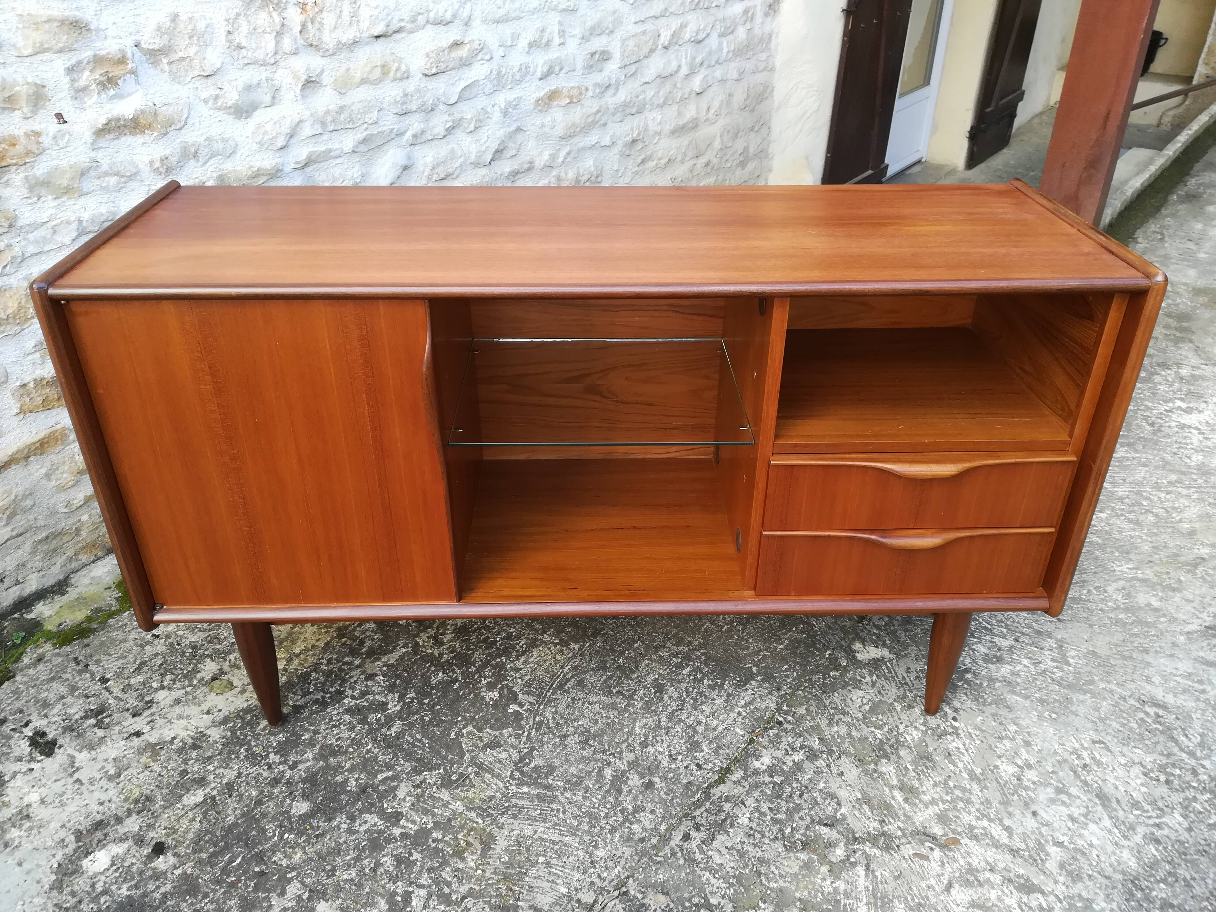 Scandinavian enfilade