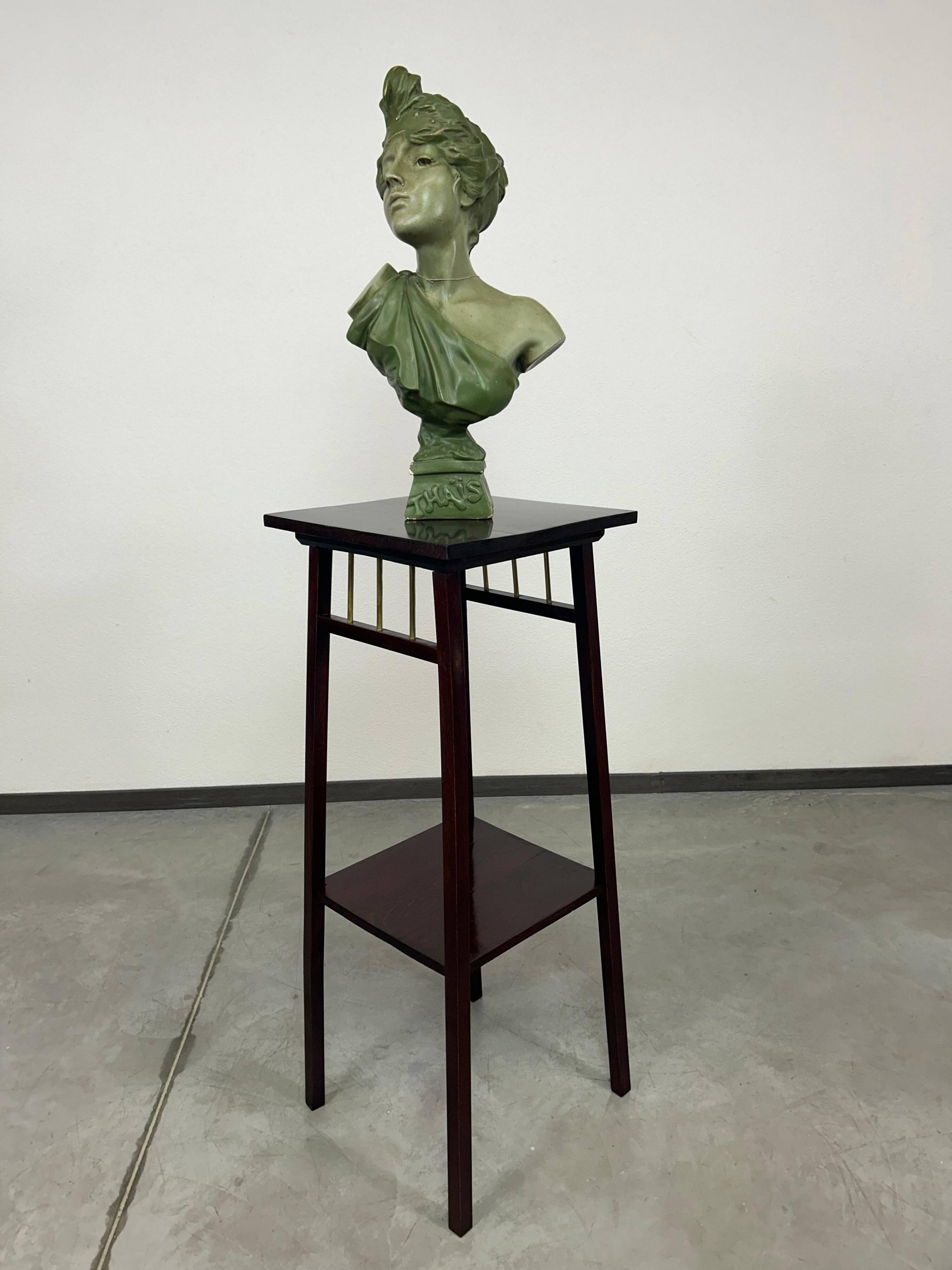 Vienna Secession plant holder