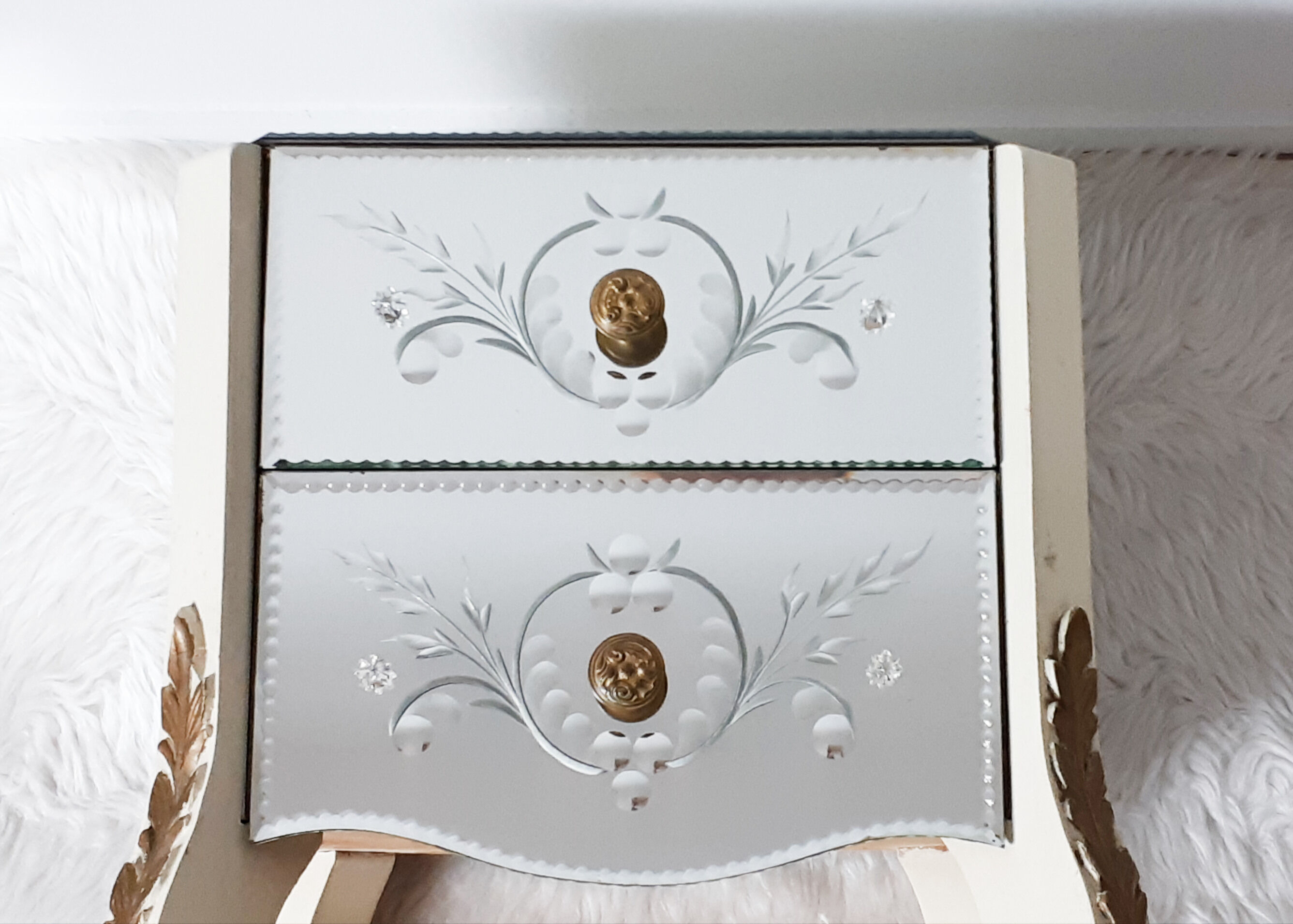 Mirror art deco bedside table