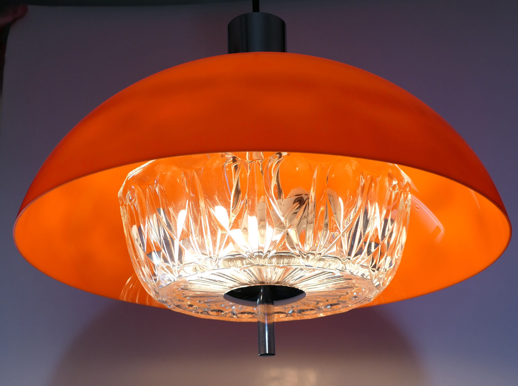 Suspension orange plexi and glass of the 70s