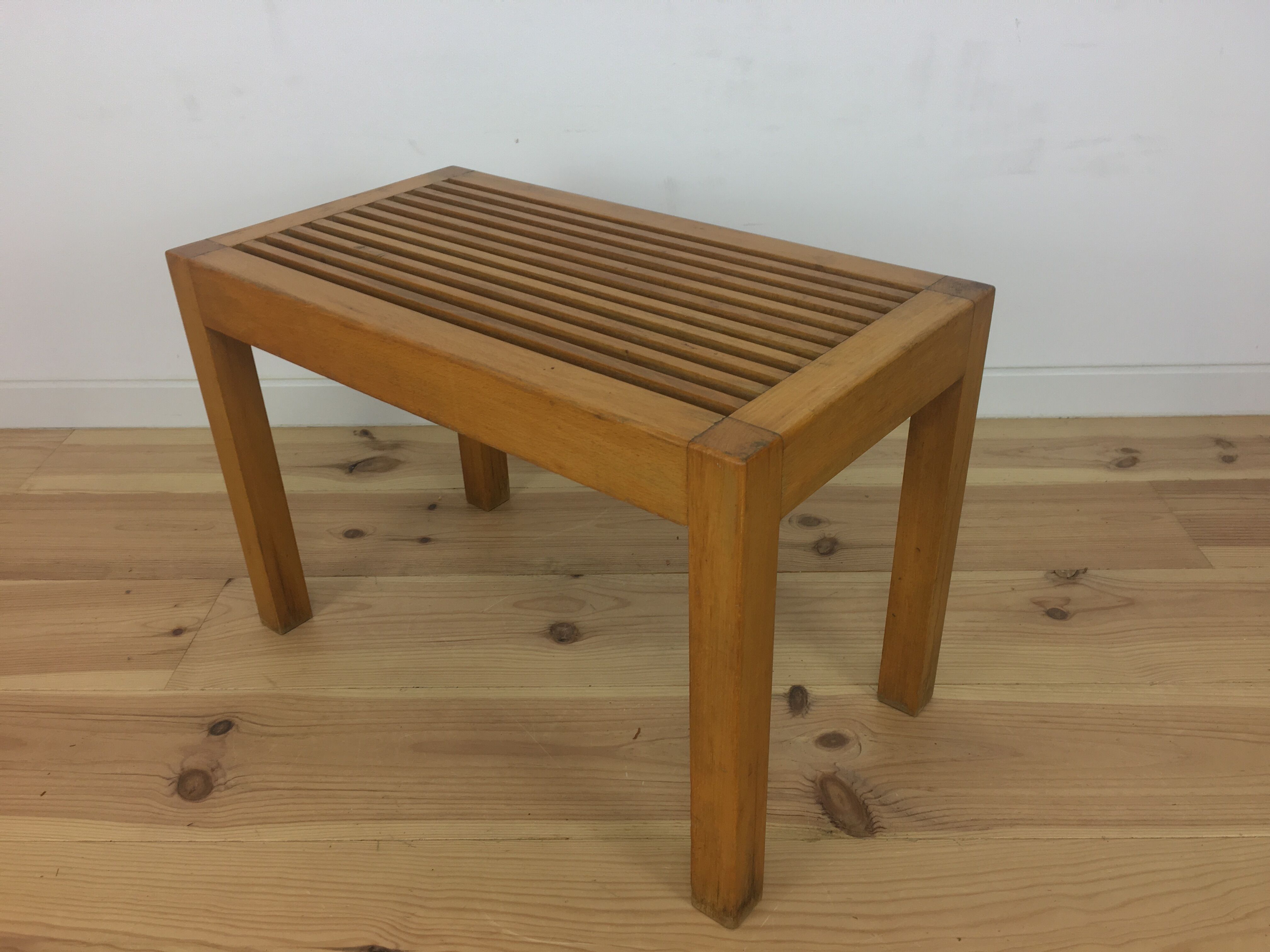 Modernist slat bench, 1950, made of wood