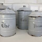 Enamelled iron kitchen pots