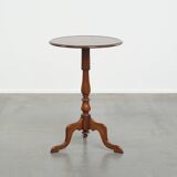 English Side / Wine Table from the Late 19th Century with Single Piece Top