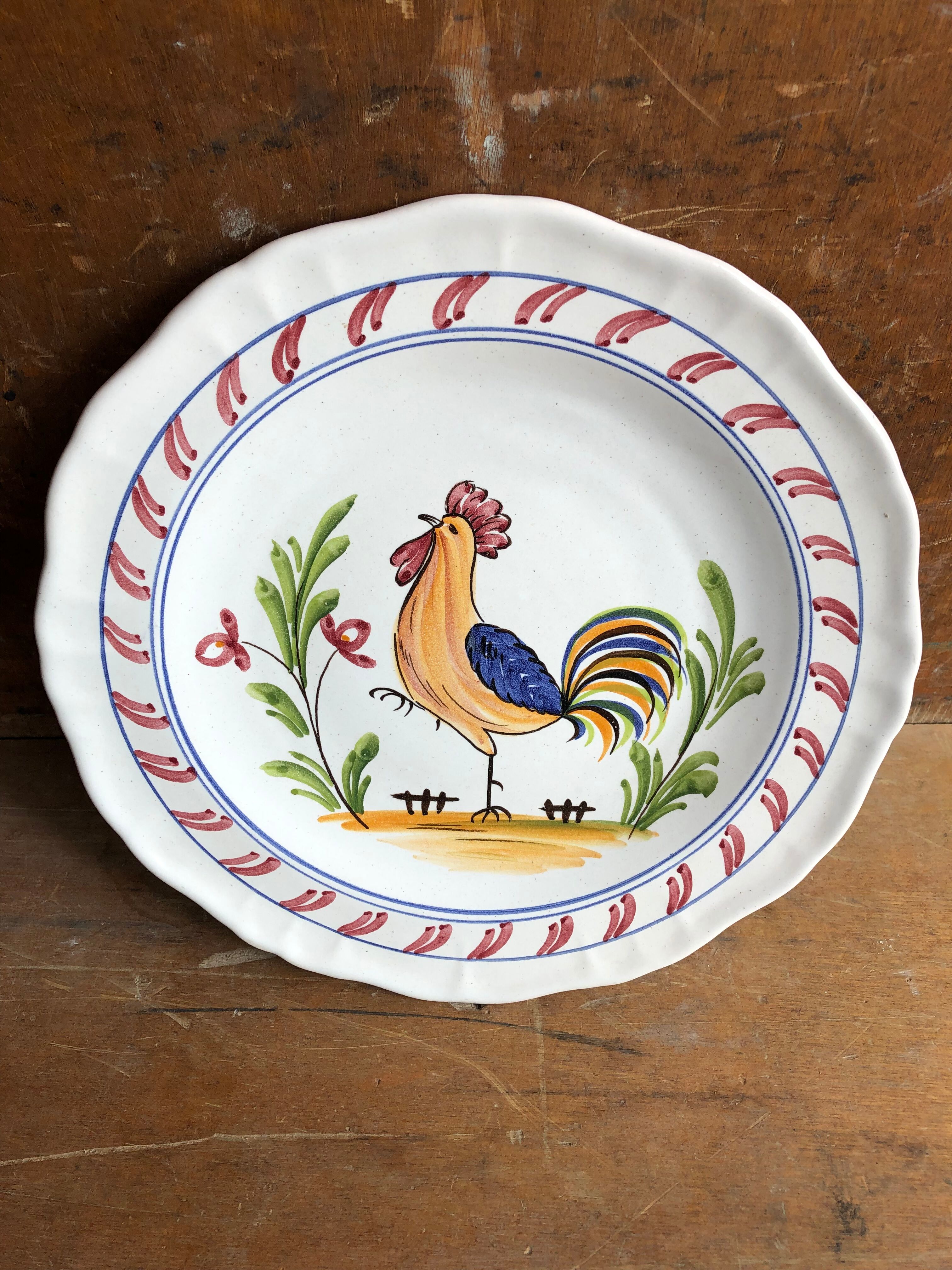 Old decorative plate Quimper France style ceramic vintage rooster design
