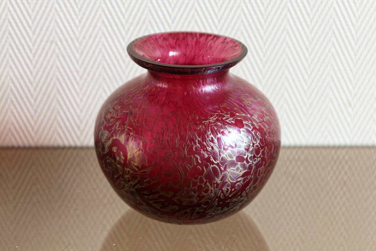 Vase "mimosa" Loetz, en verre irisé