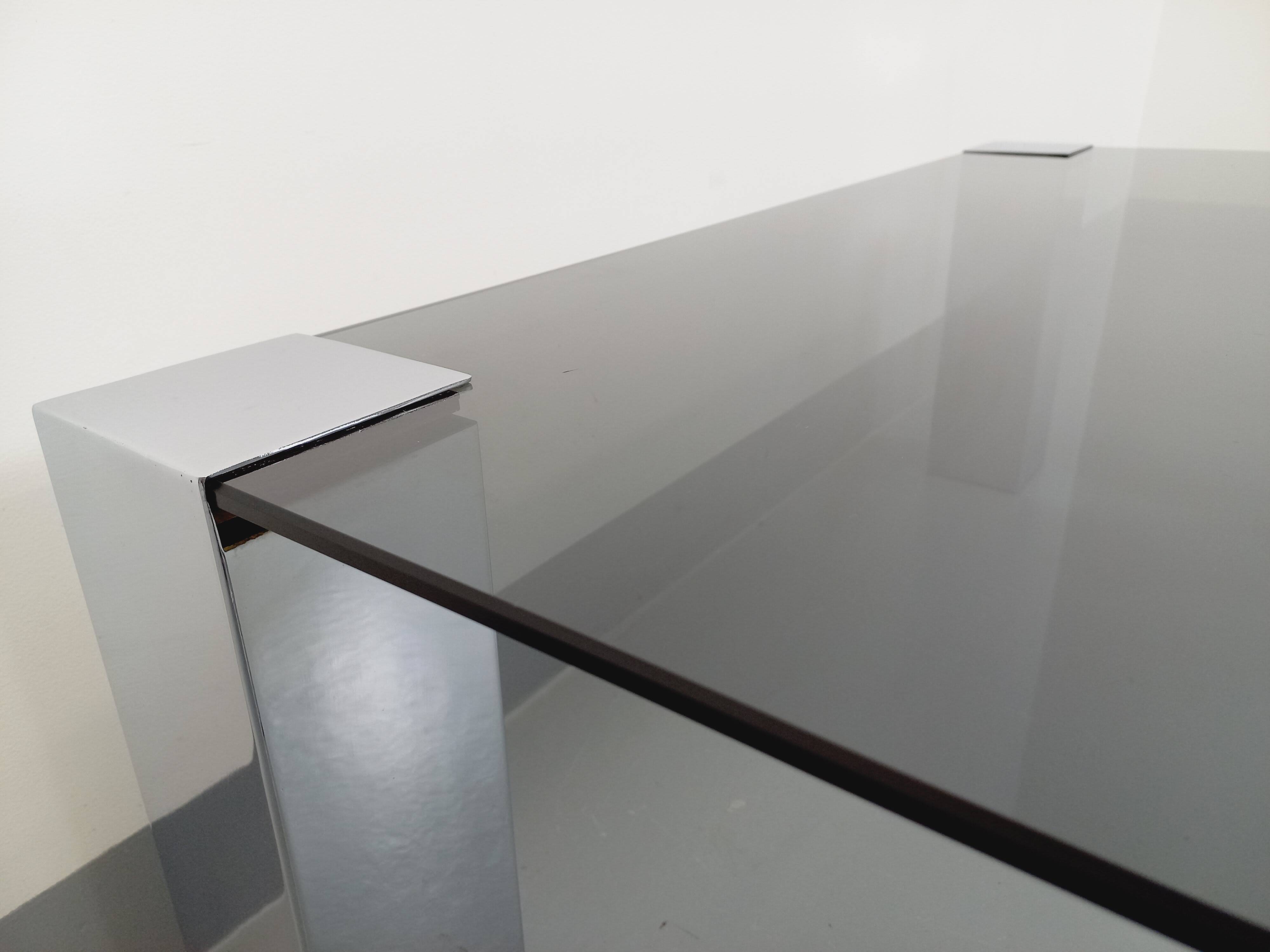 Vintage Italian coffee table Cidue in smoked glass and chrome metal from the 70s