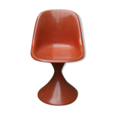 Chaise monobloc orange pied tulipe