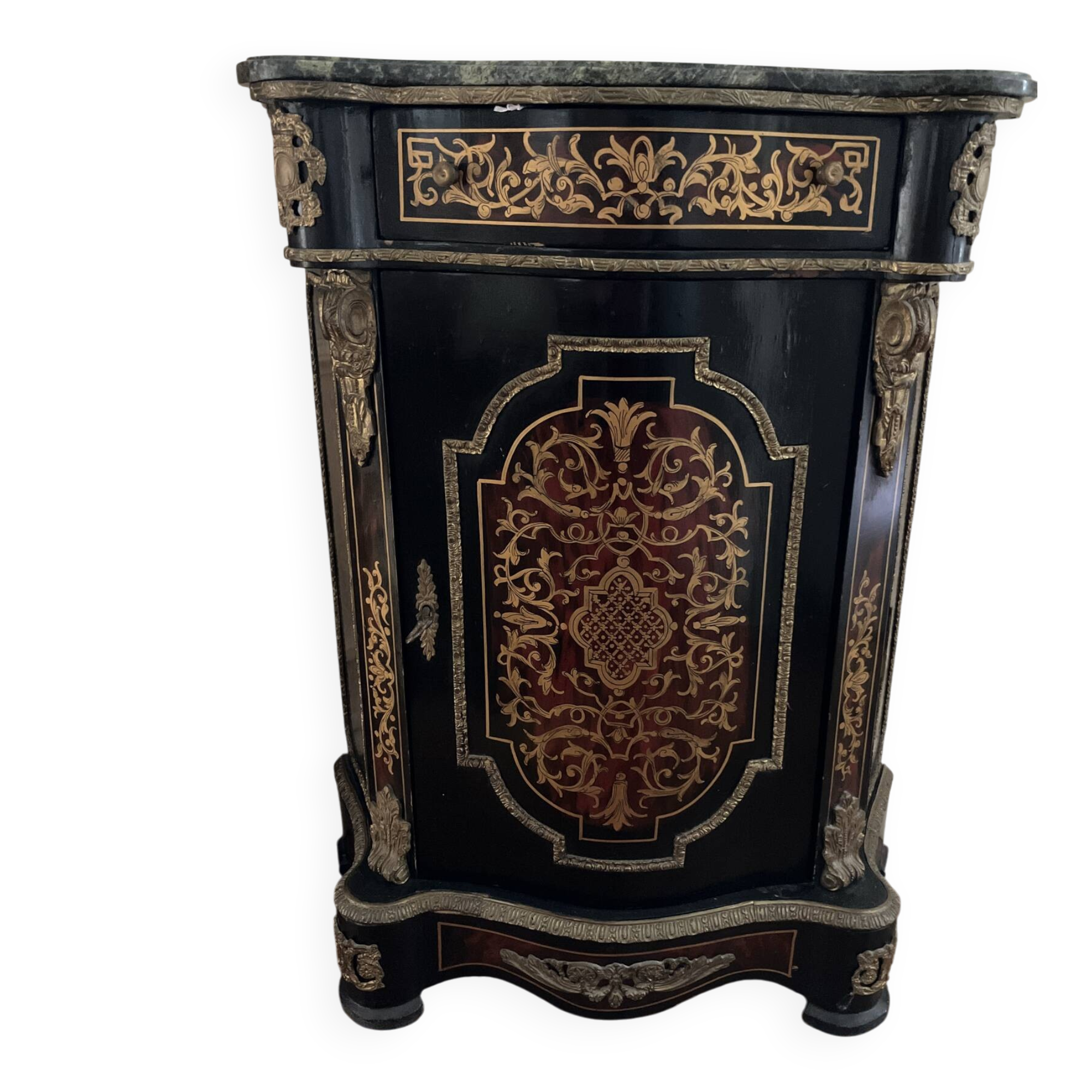 Furniture in the N III style