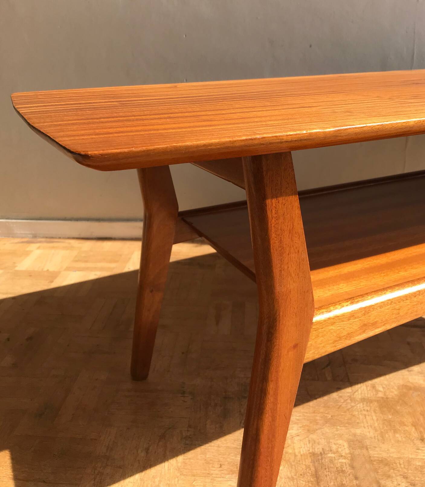 Table basse en teck des années 1960