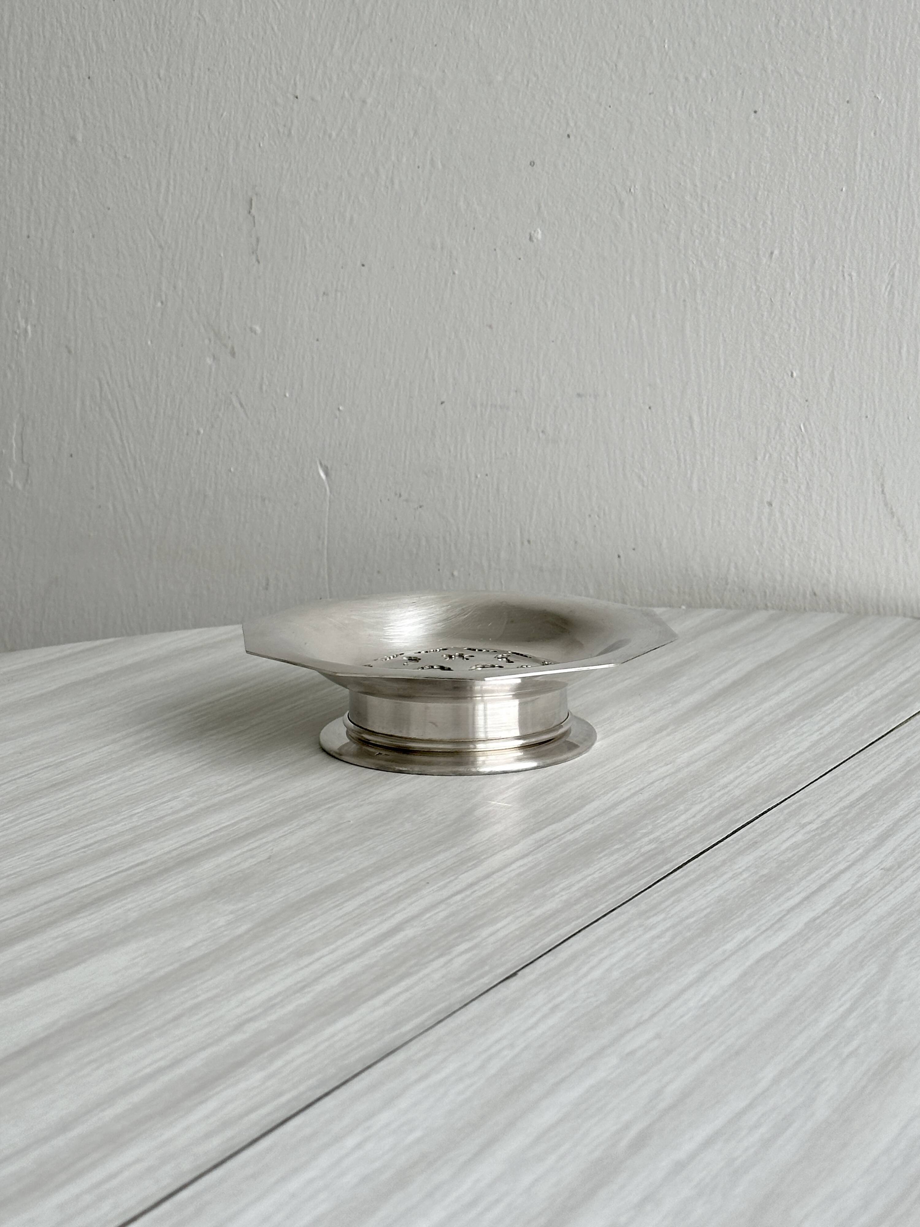 Antique silver-plated shell-shaped butter dish