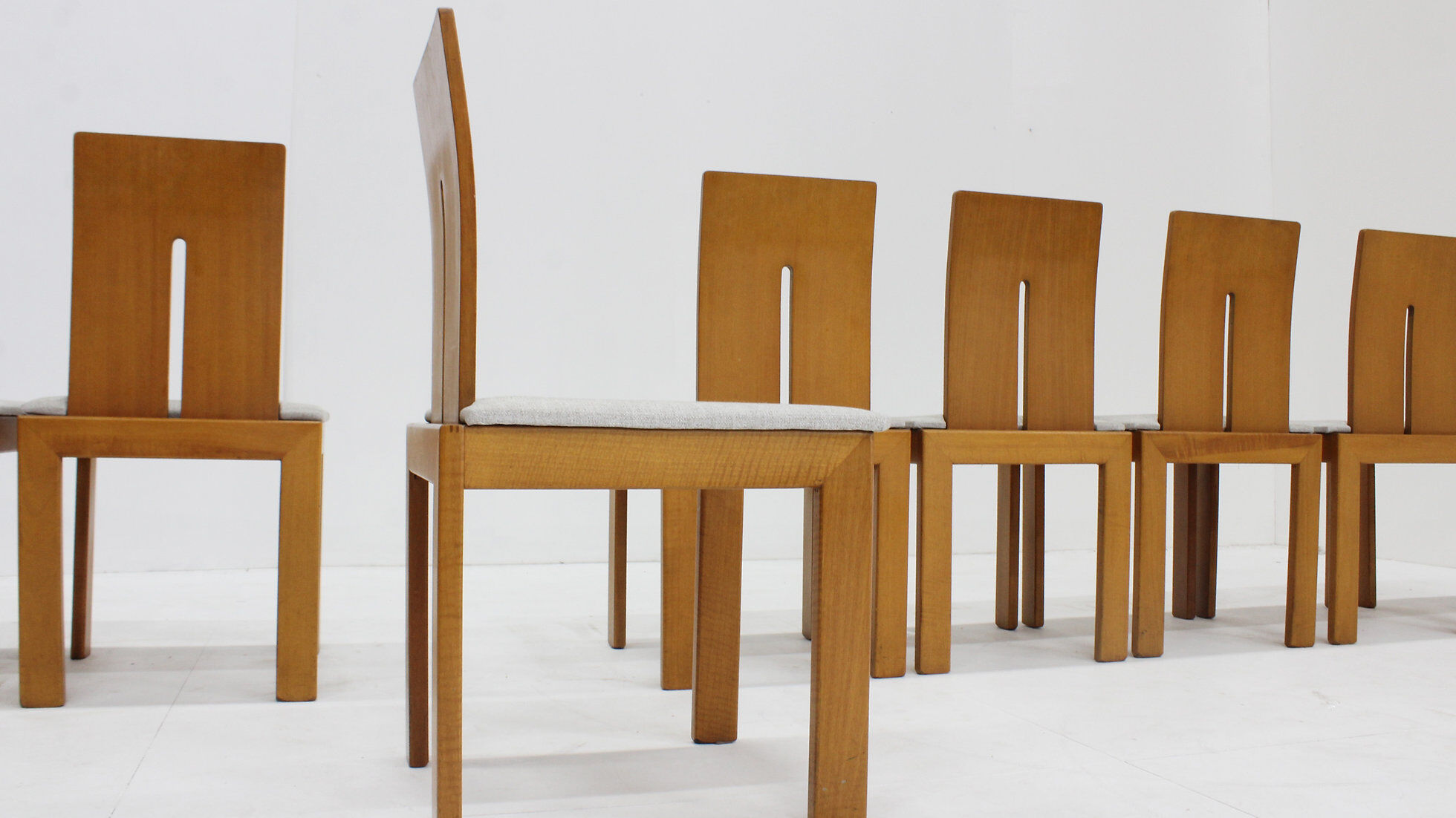 Vintage Italian dining room chairs set of 8