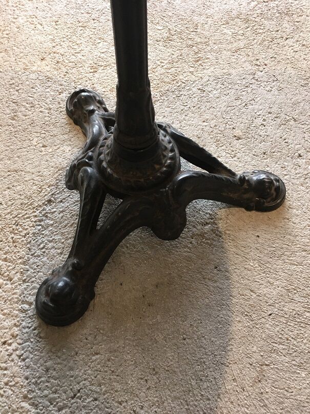 Bistro table called "paris"