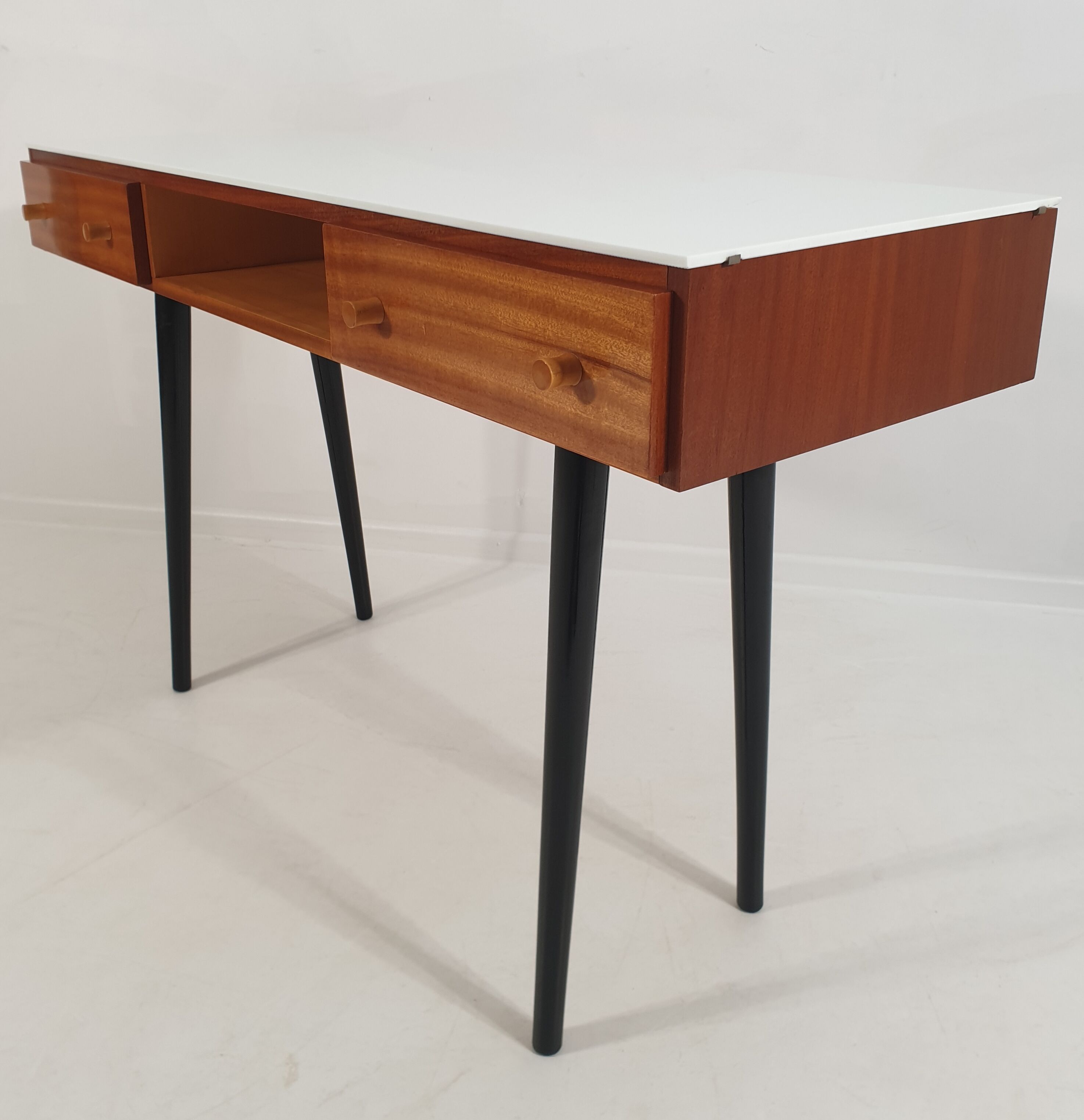 Desk by Mojmir Pozar for UP Závody, 1960s
