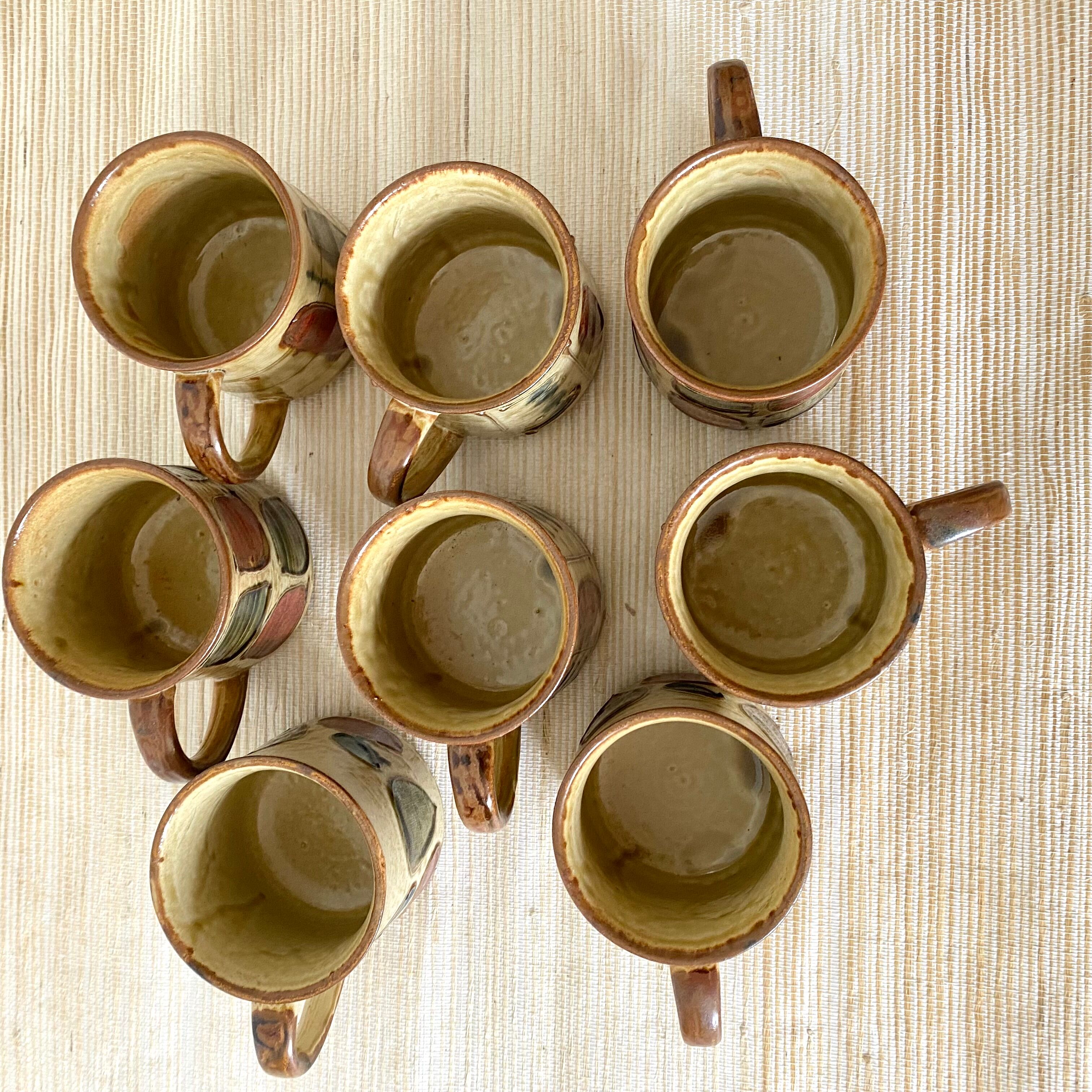 Tasses , mug vintage en céramique