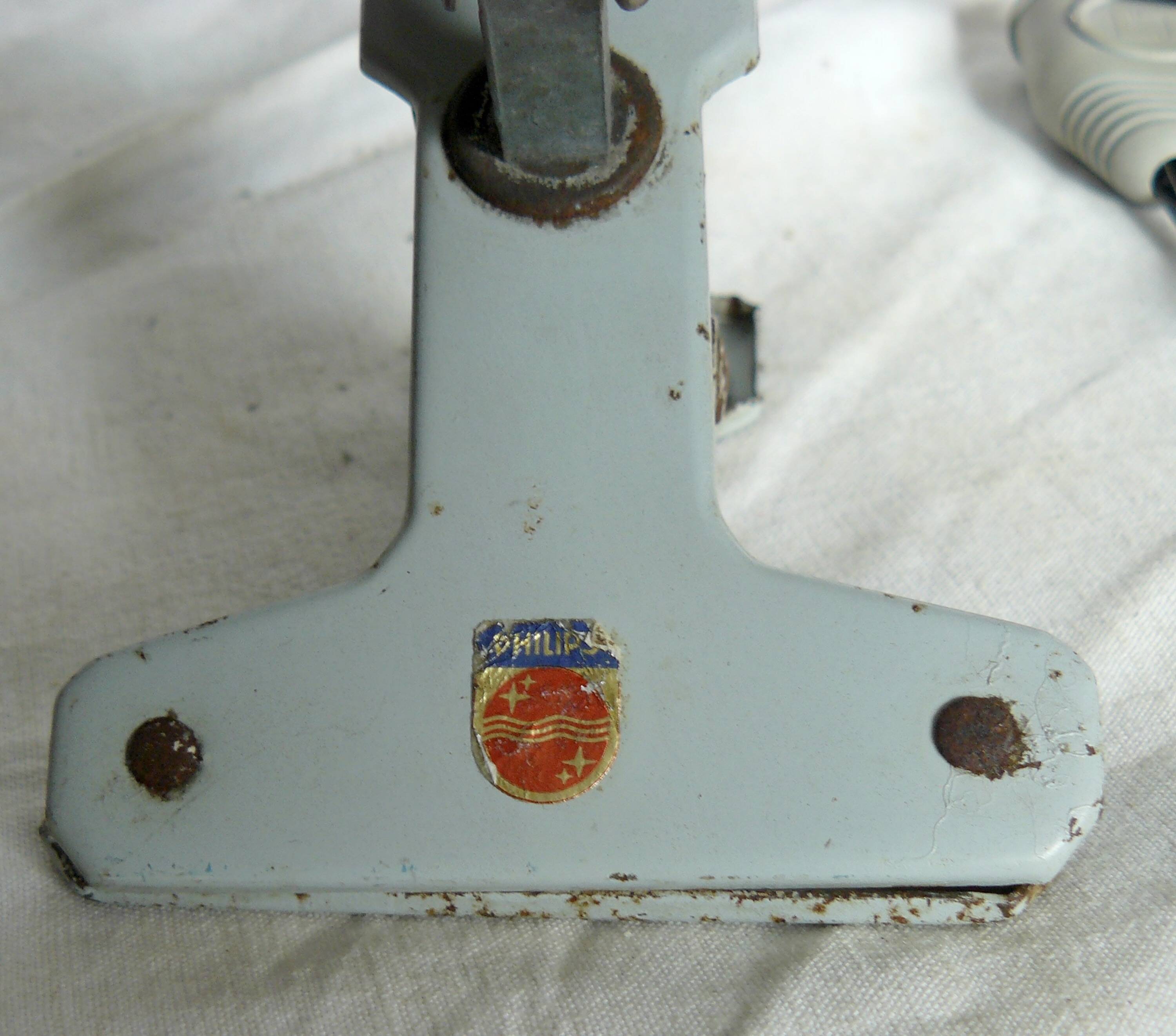 Philips industrial design clamp workshop lamp vintage reading light 1960