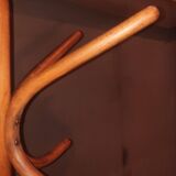 Porte-manteau sur pieds dit "perroquet" de Fischel