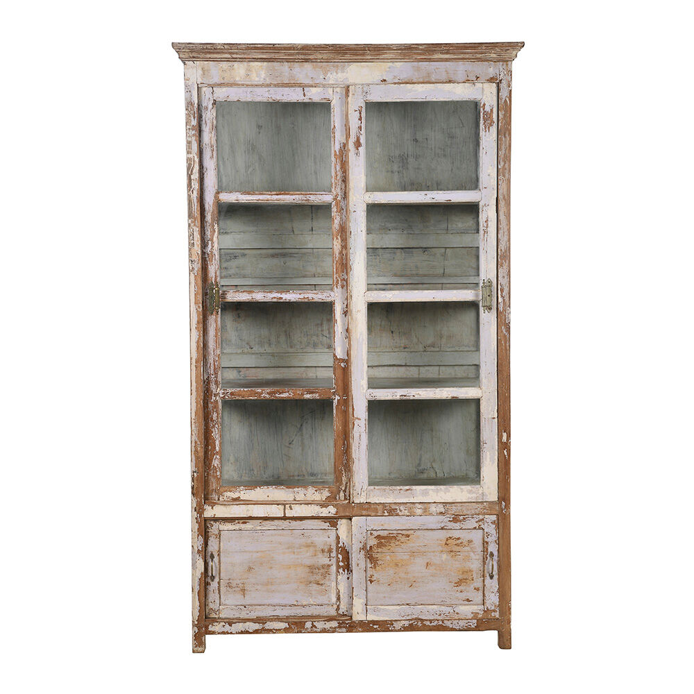 Vitrine à portes coulissantes en bois patiné