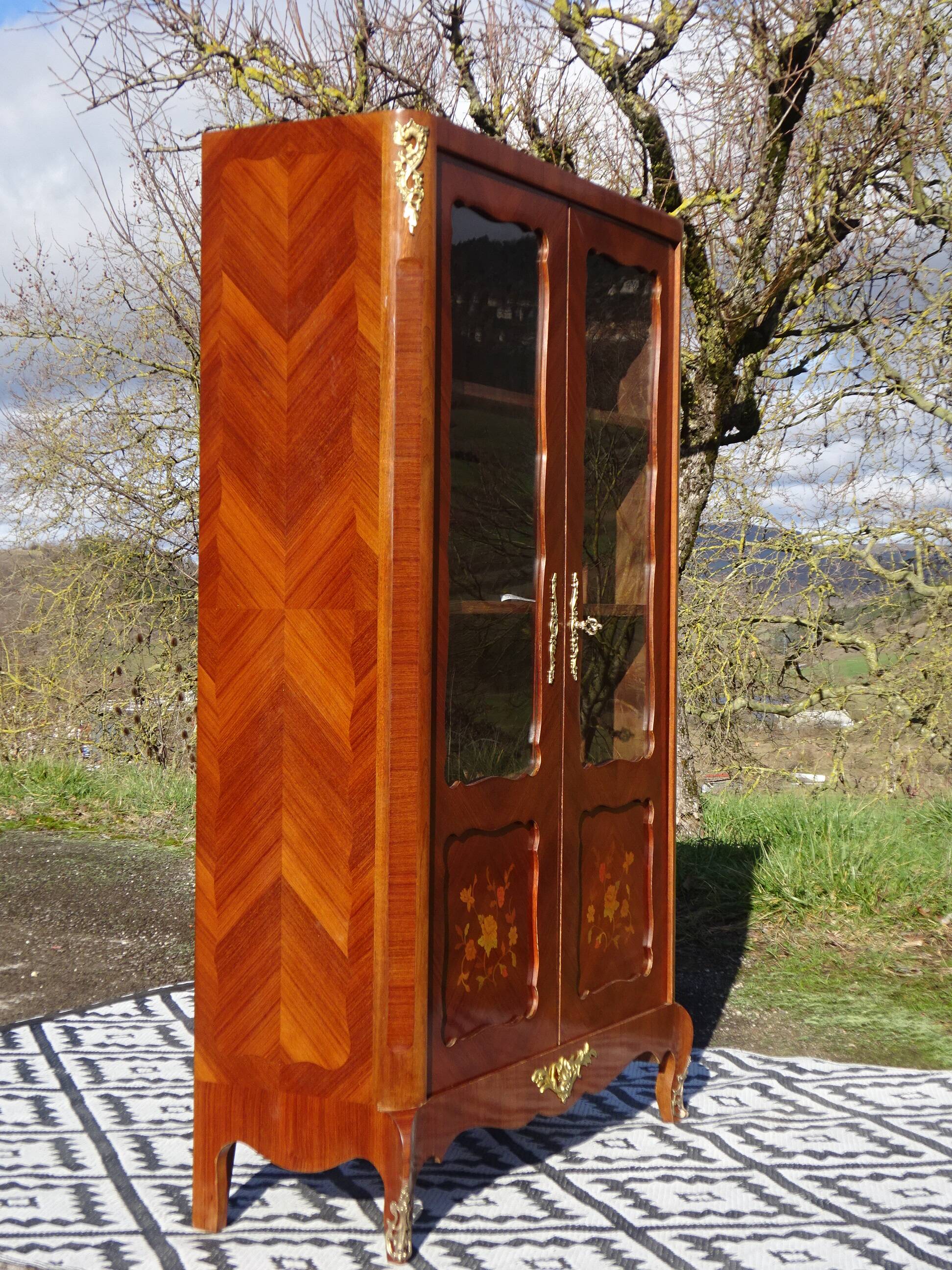Louis XV library in rosewood marquetry