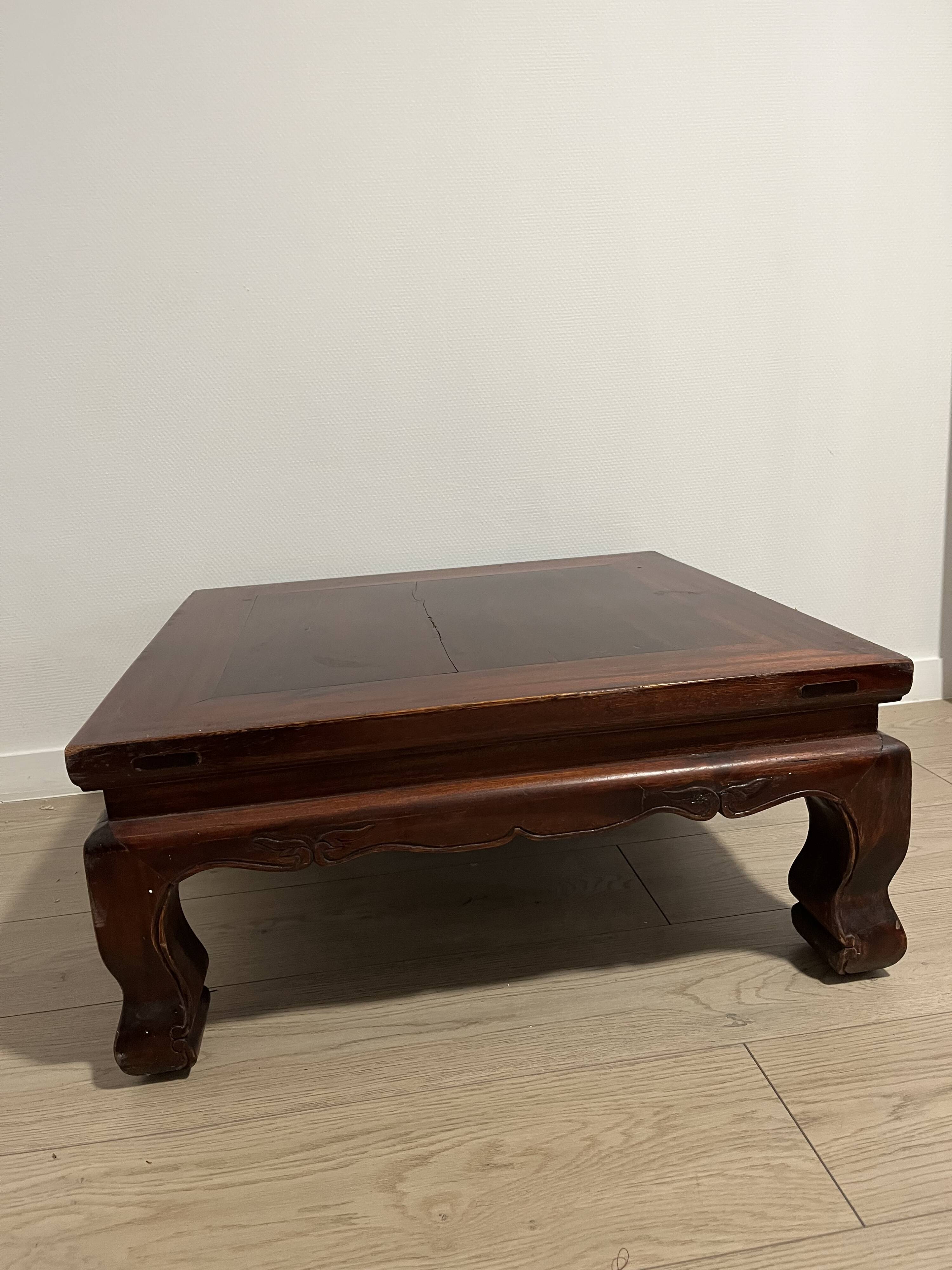 Table basse en bois massif – style asiatique