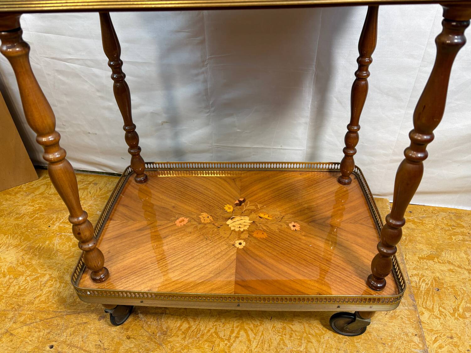 Vintage Italian Inlaid Wood Serving Trolley with Removable Tray Mid-20