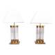 Paire de lampes en plexiglas et laiton, Italie 1970
