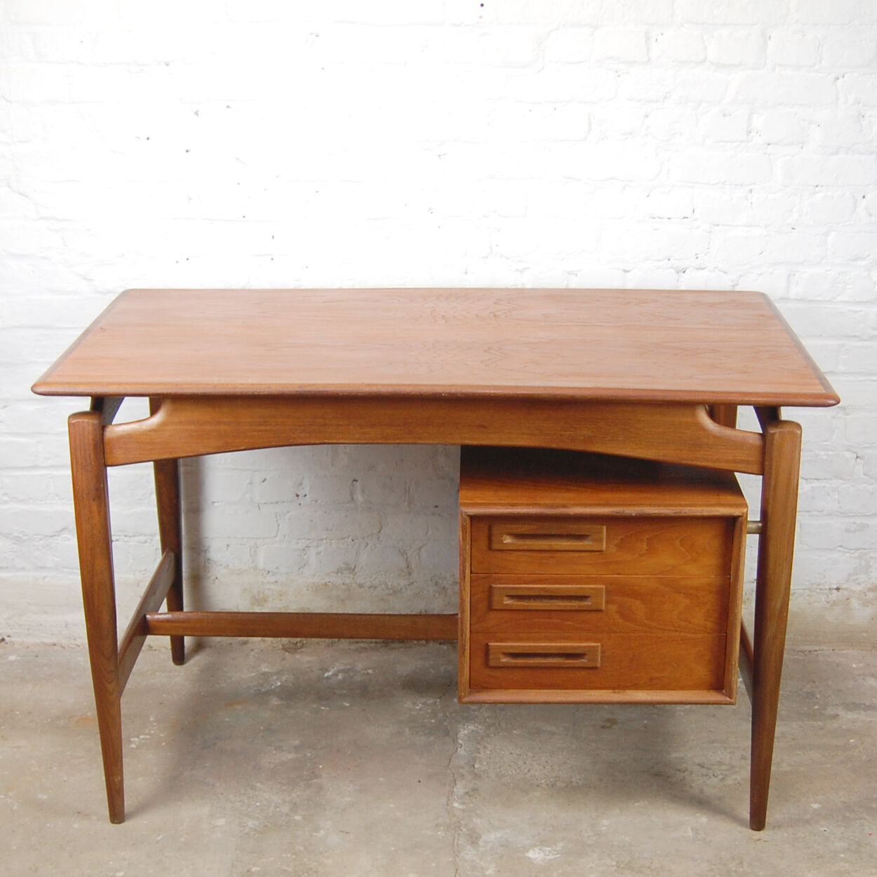 Scandinavian vintage office by P.J. Neirinck - Belgium