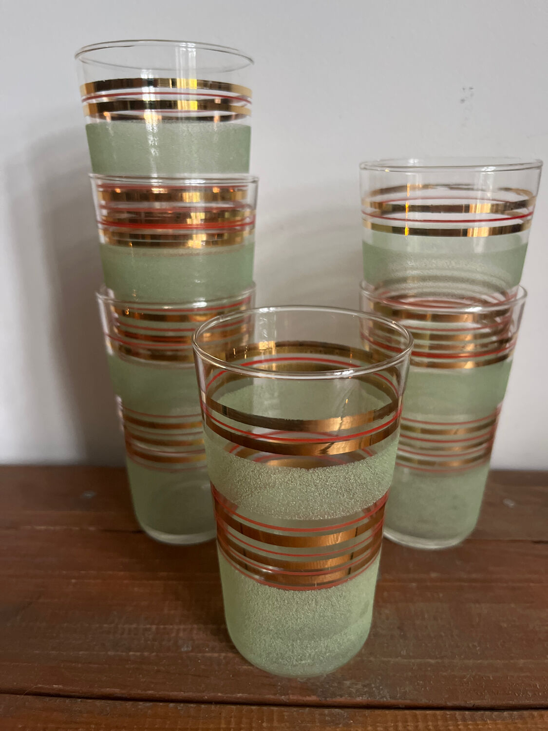 6 vintage glasses