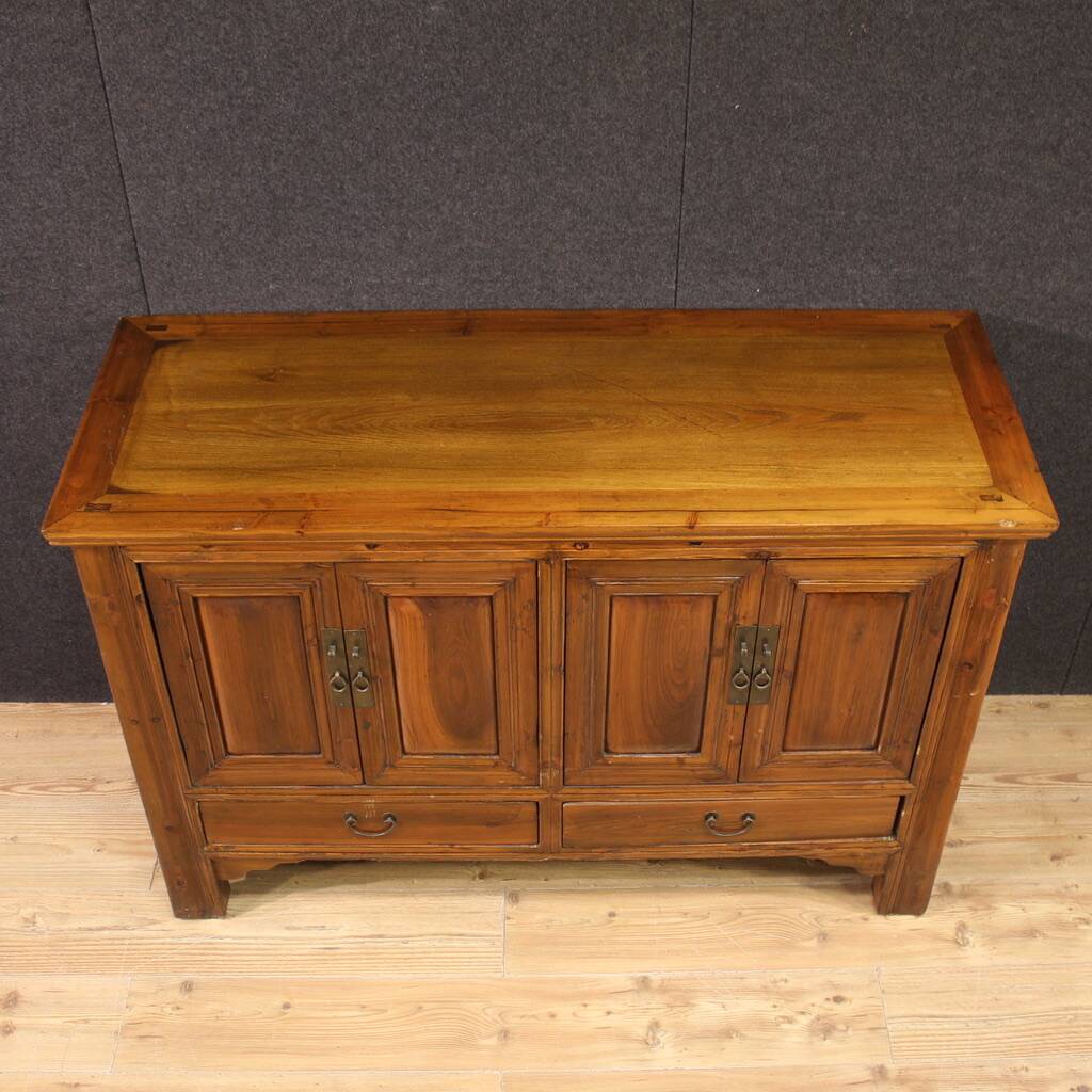 Great oriental sideboard from the 20th century