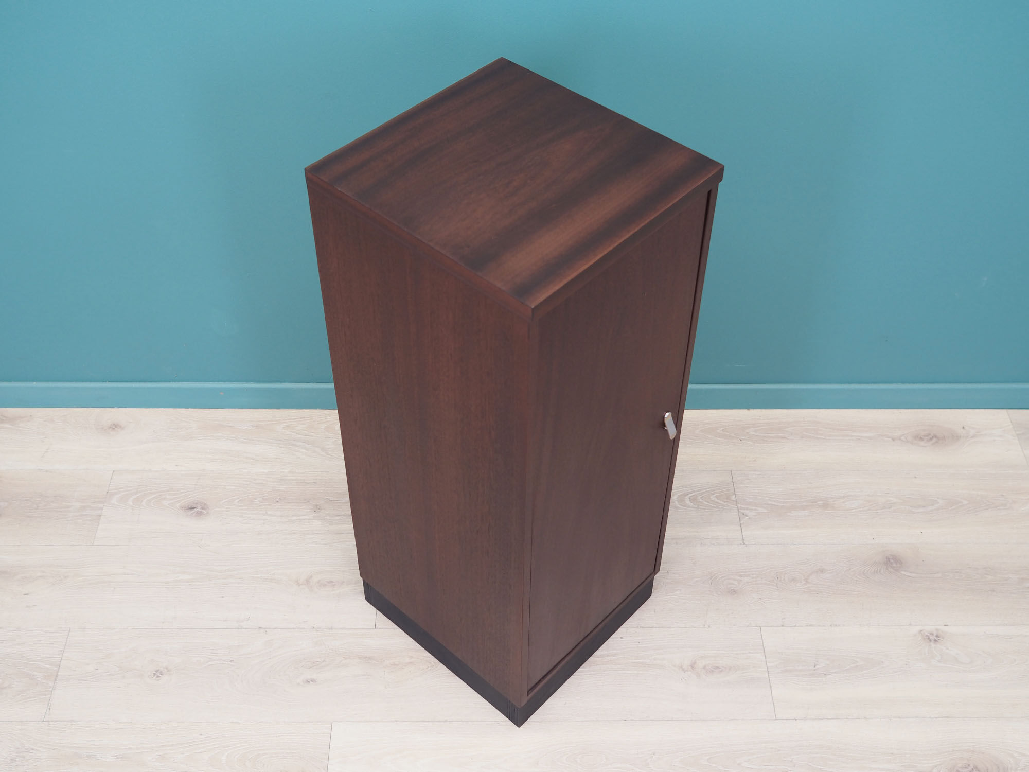 Armoire en acajou, design suédois, années 1960, fabriquée par Ulferts