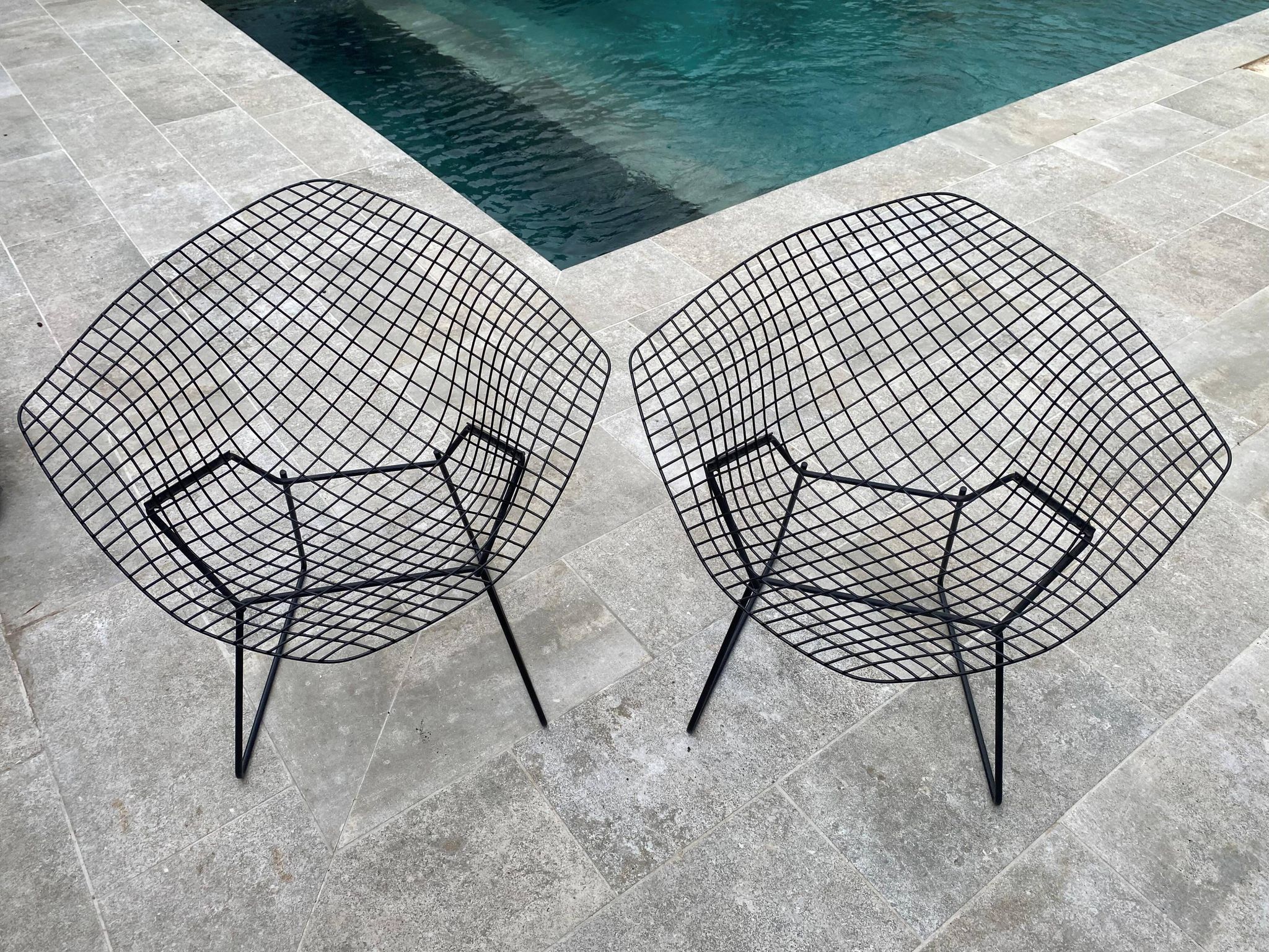 Pair of Harry Bertoia KNOLL 1950s vintage small diamond armchairs