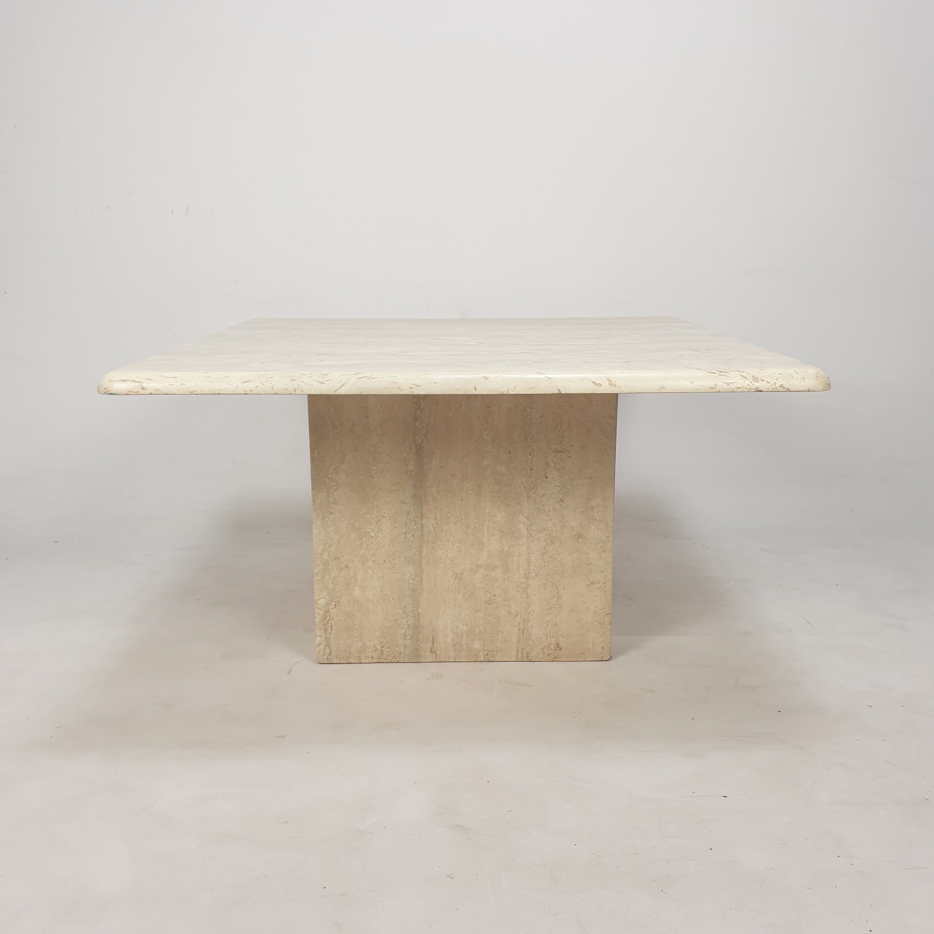 Italian Travertine Coffee Table, 1980s
