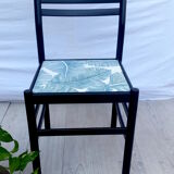 6 chairs with reasons Palm trees