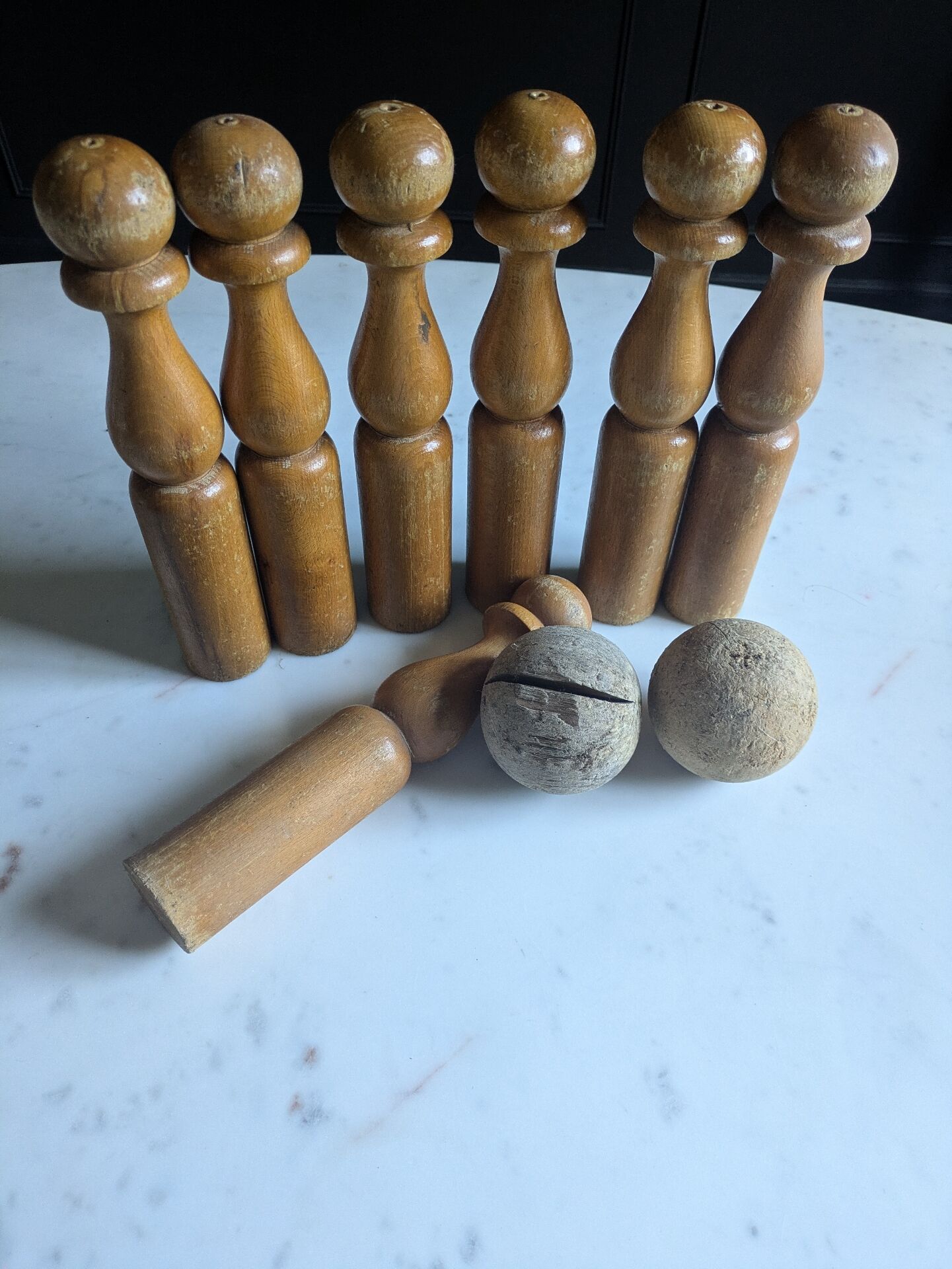 Old bowling game