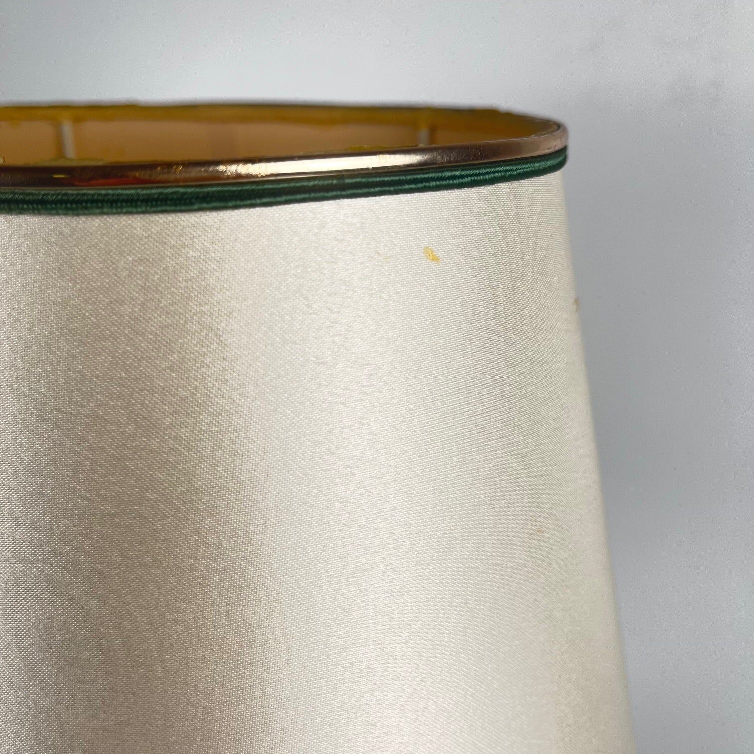 Table lamp Maison Le Dauphin in brass and green malachite imitation, 1980.