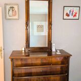 Chest of drawers with 4 drawers in cherry wood with a mirror in classic style – beautiful dimensions.
