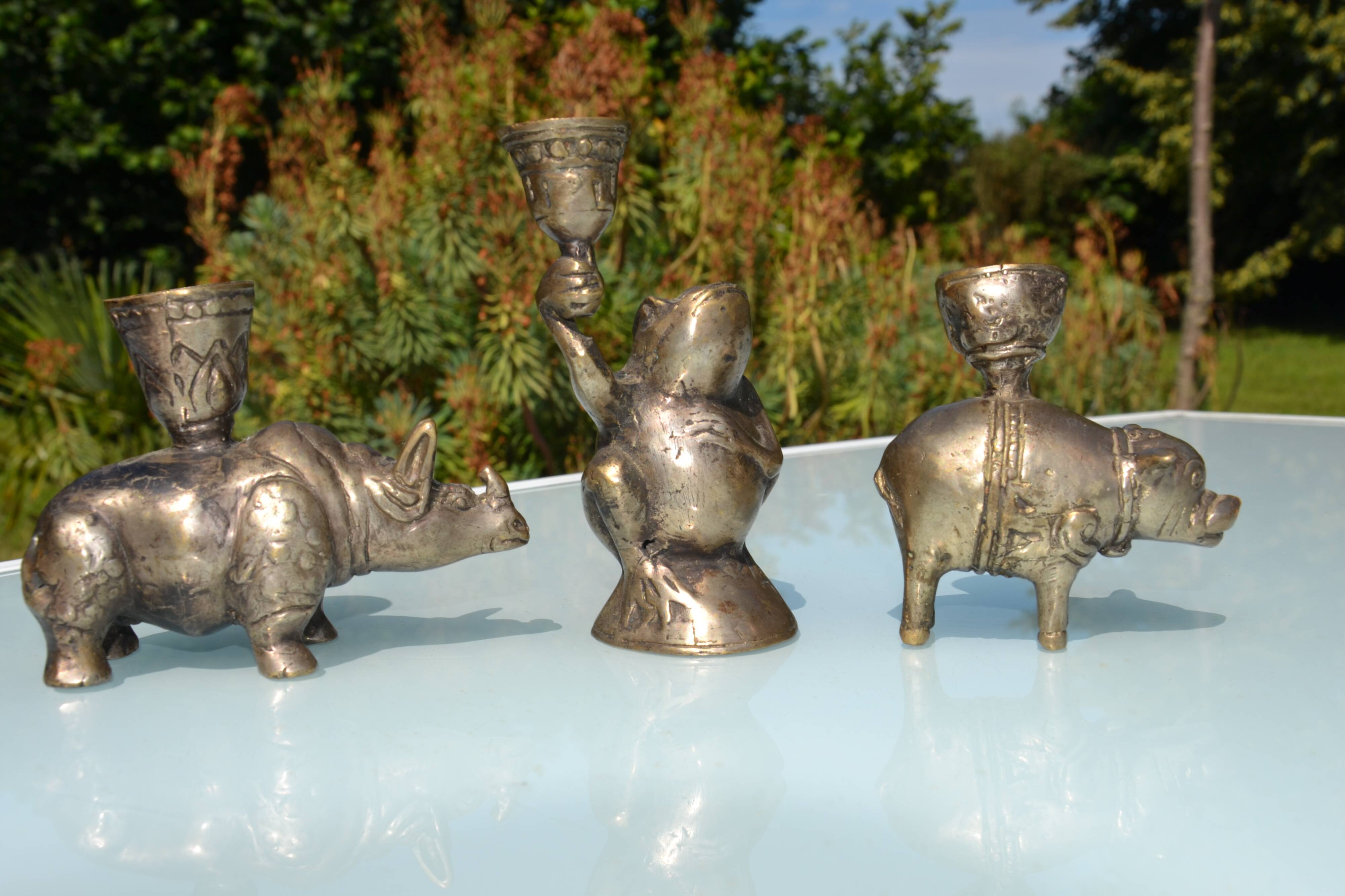 3 animal-shaped bronze candlesticks