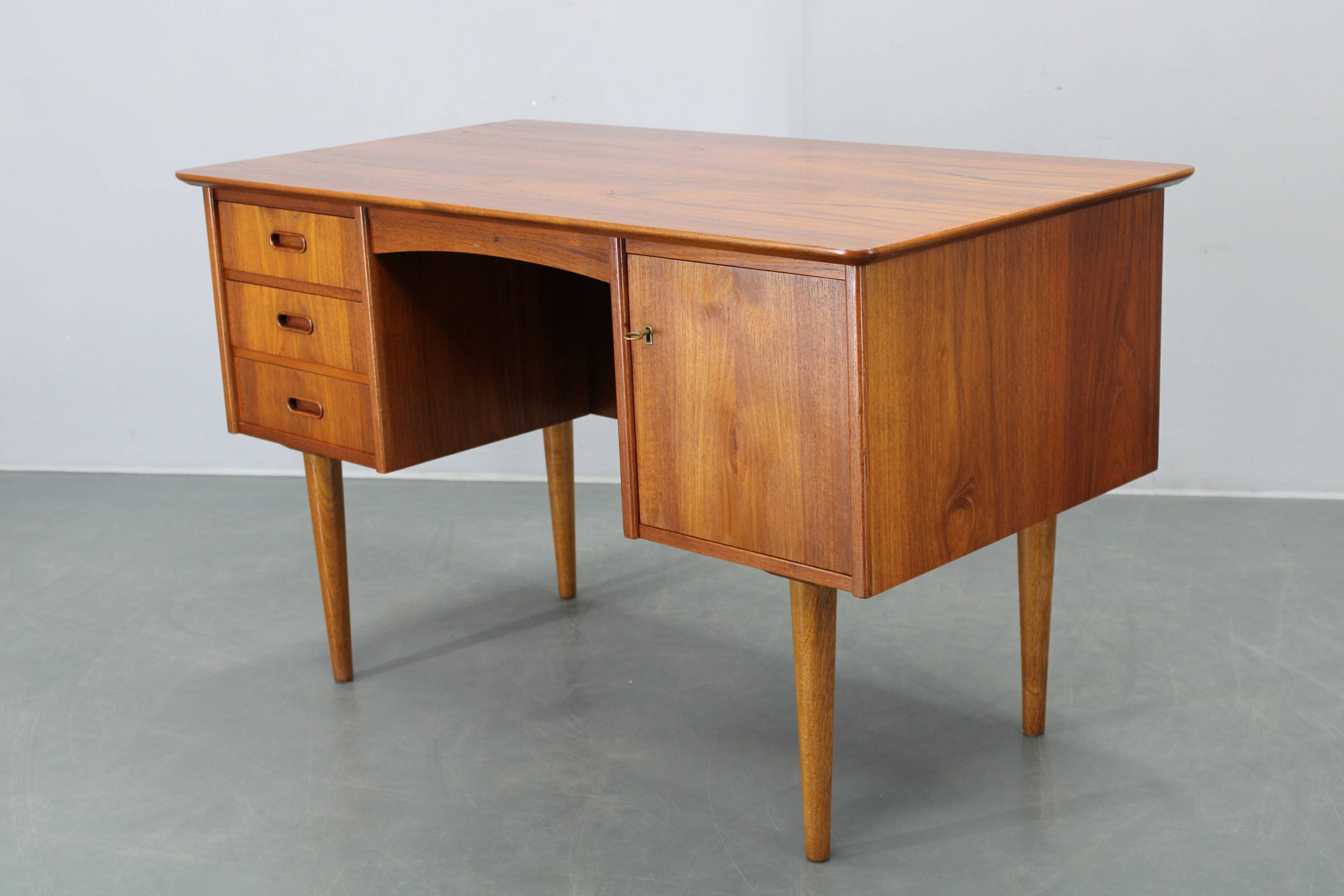 Danish mid-century modern teak writing desk with oak legs, 1960s