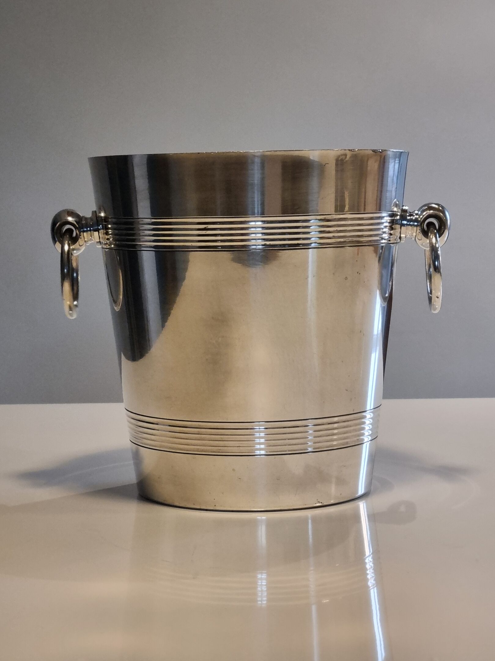 Champagne bucket with handles