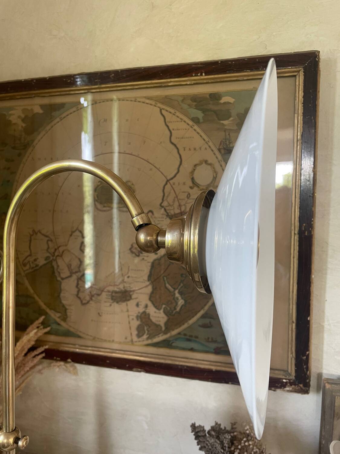 Italian lamp in brass and opaline sliding arm 67cm