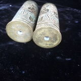 Paire de vases monogramme a l