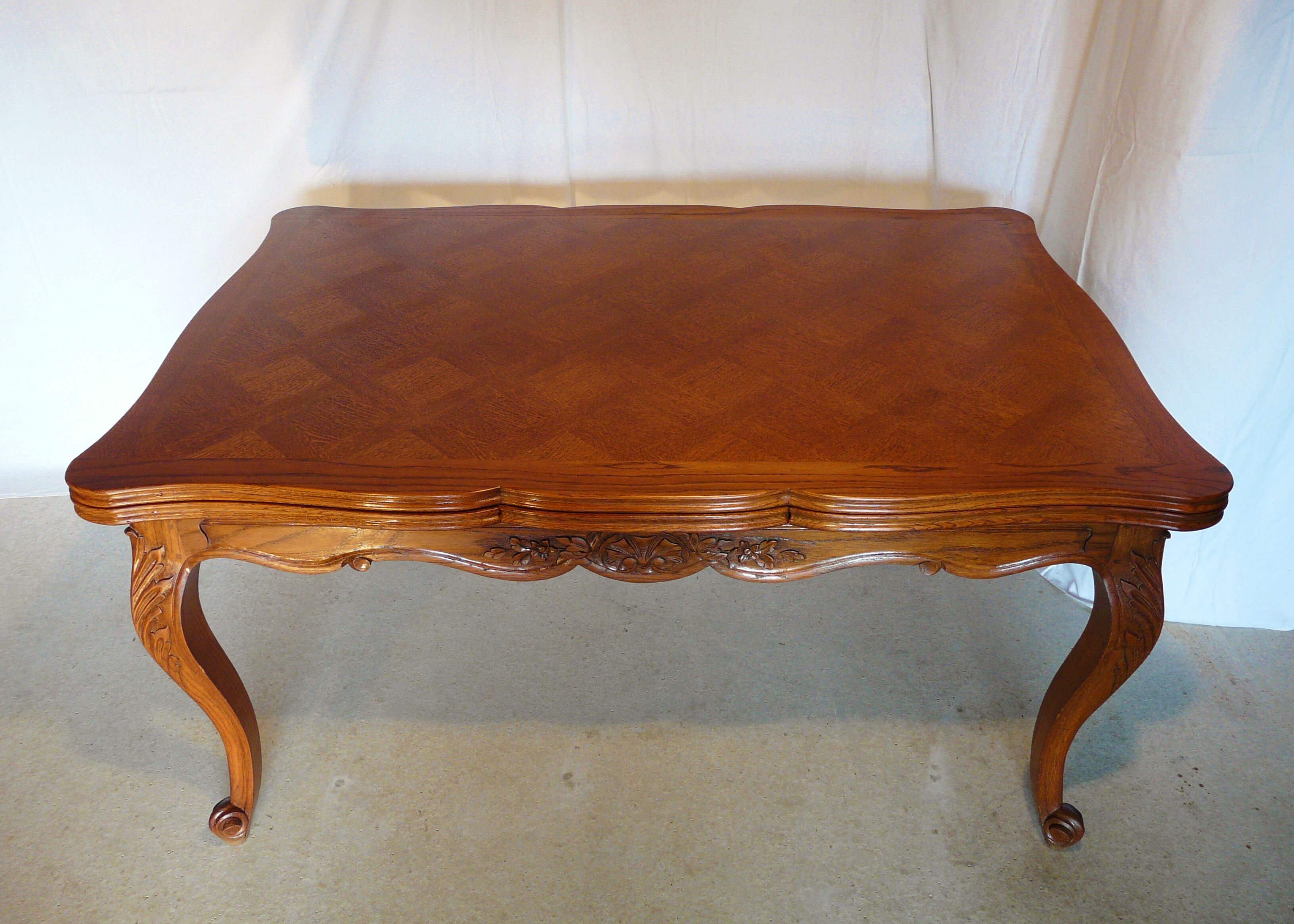 Extendable rectangular table Regency style in solid oak