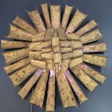 Gande sculpture murale Soleil, Lampe en résine & polyester, style Brutalist