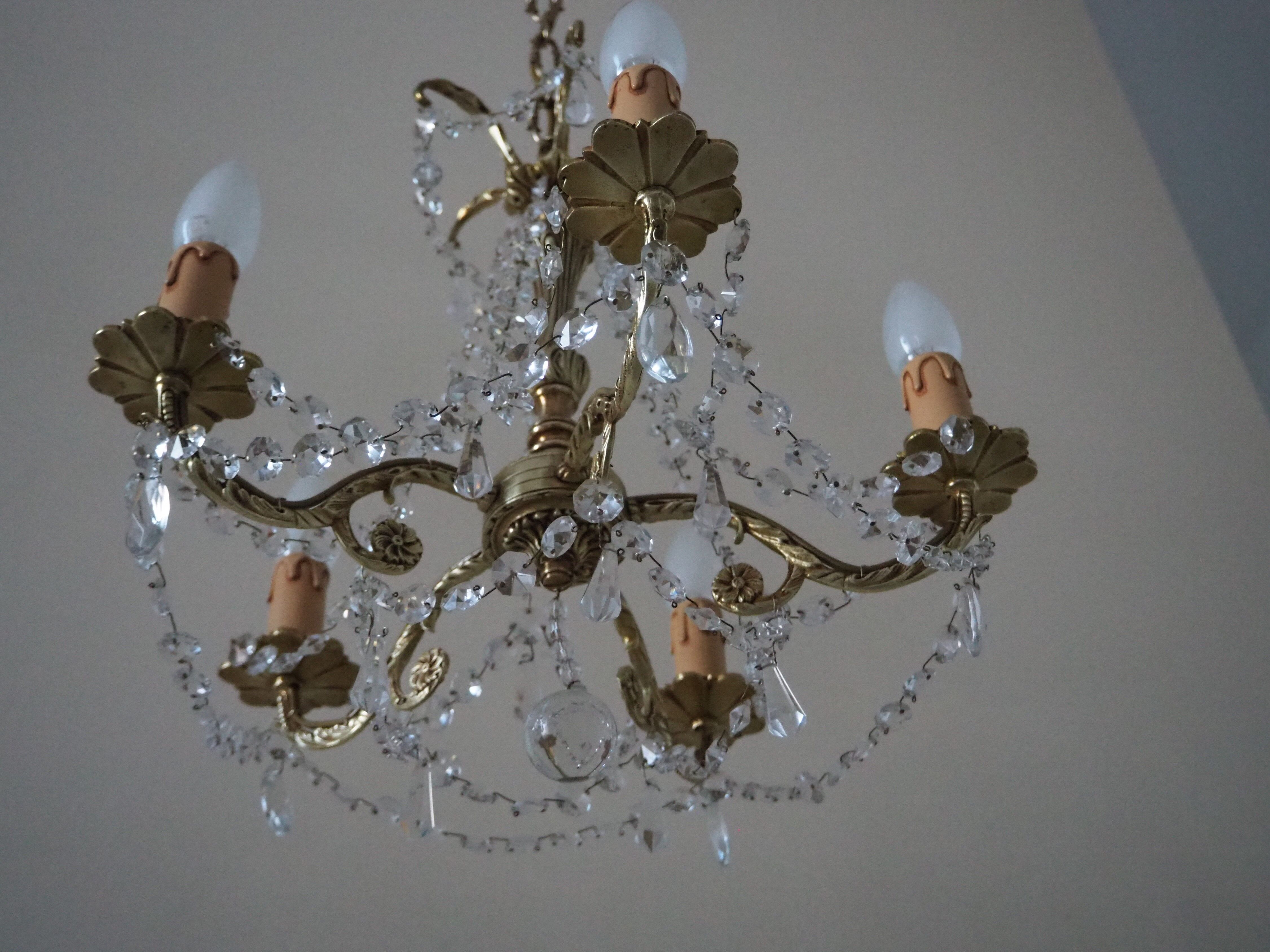 Bronze chandelier and crystal pendants – 5 lights