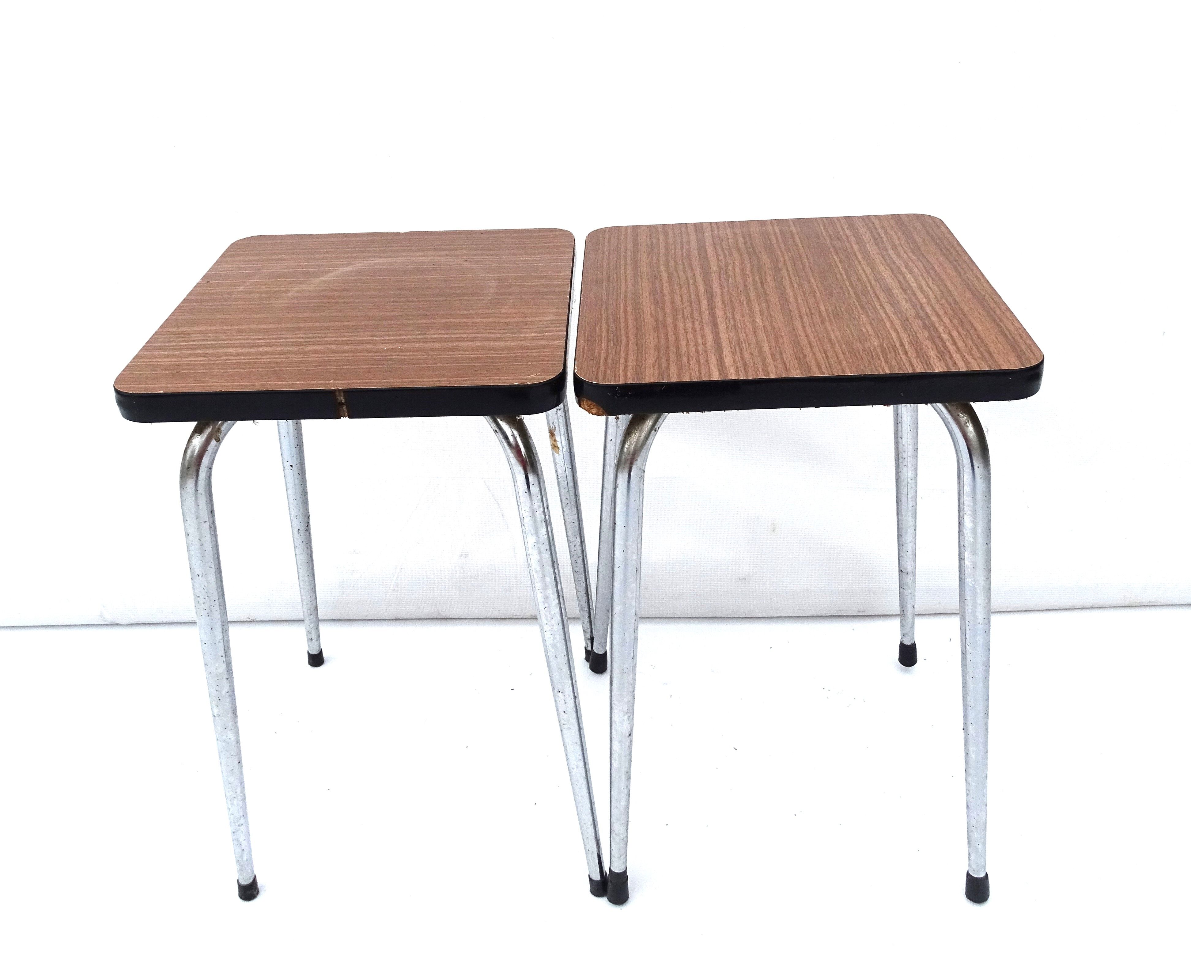 Lot 2 stools formica brown