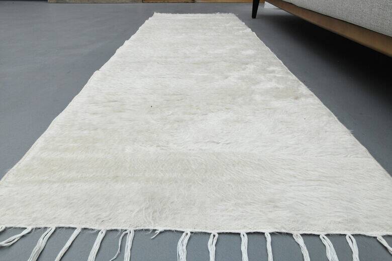 Shaggy Mohair Carpet Hallway