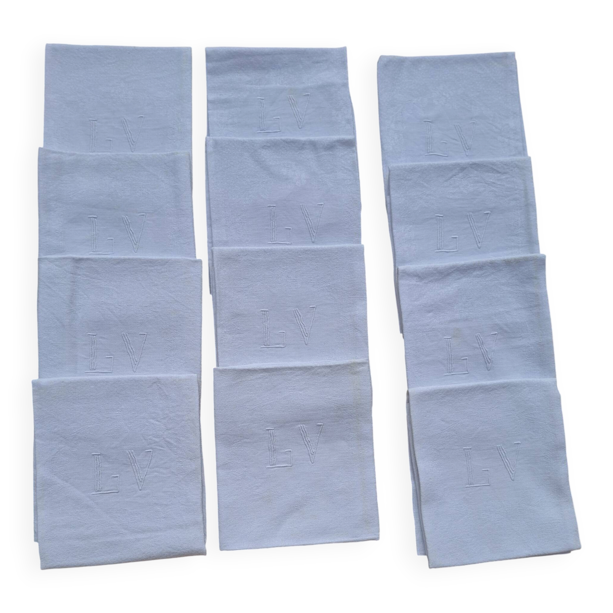 12 embroidered white napkins