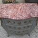 Commode de style Louis XV, peinte