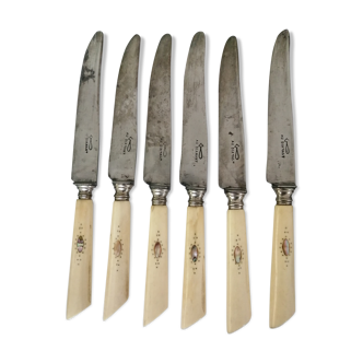 Six old bone handle knives and vintage mother-of-pearl