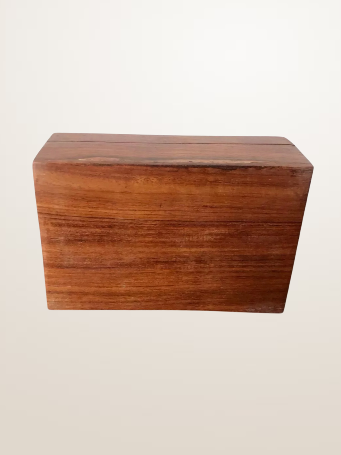 Boîte vide-poche népalaise en bois sculpté