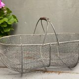 Metal fishing basket